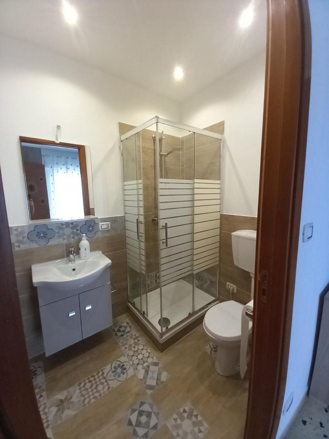 Ale Apartament Villa Palermo Bagian luar foto